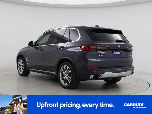 Gray 2022 BMW X5 xDrive40i