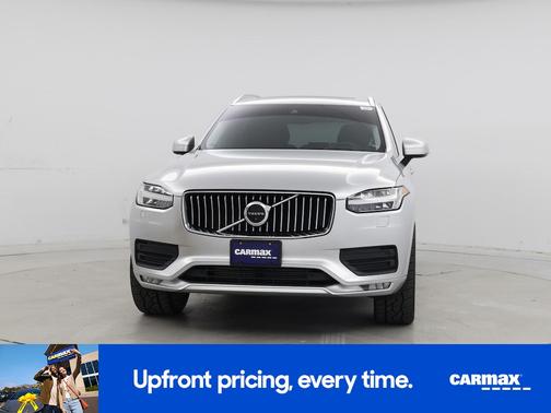 2020 Volvo XC90 T6 Momentum