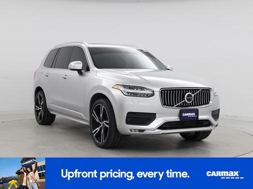 2020 Volvo XC90 T6 Momentum