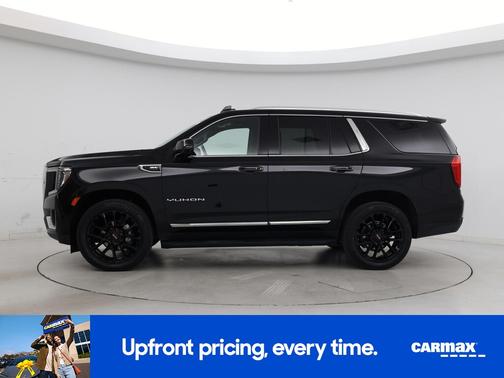 Black 2022 GMC Yukon SLT