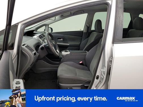 Silver 2014 Toyota Prius v Three