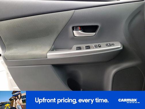 Silver 2014 Toyota Prius v Three