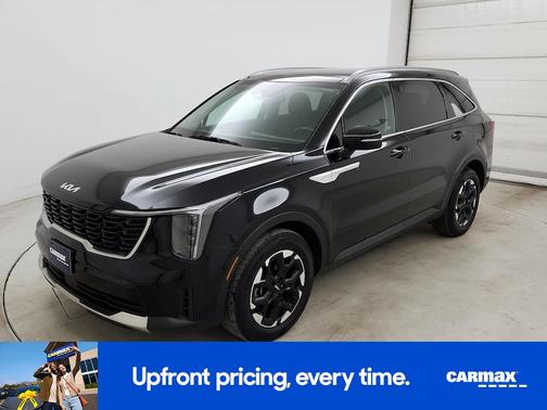 Black 2024 Kia Sorento S