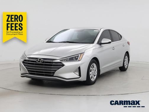 Silver 2019 Hyundai ELANTRA SE