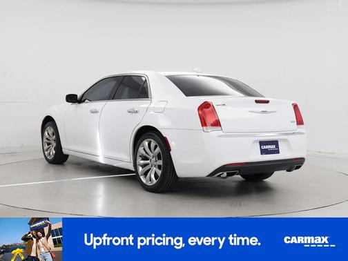White 2018 Chrysler 300 Limited