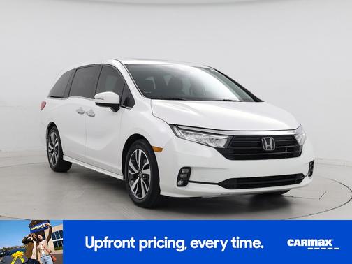 White 2023 Honda Odyssey Touring