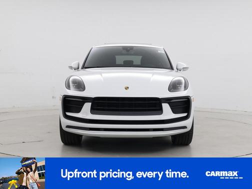 White 2022 Porsche Macan