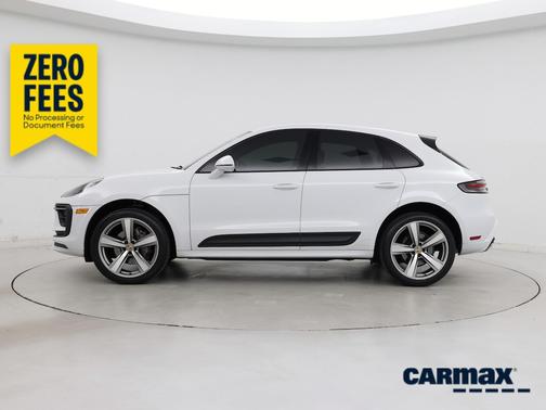 White 2022 Porsche Macan