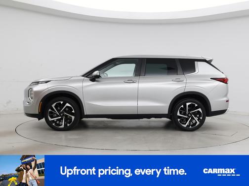 2023 Mitsubishi Outlander SE Special Edition