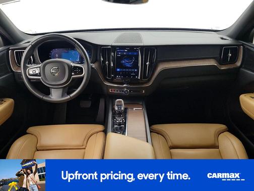 2022 Volvo XC60 B5 Inscription