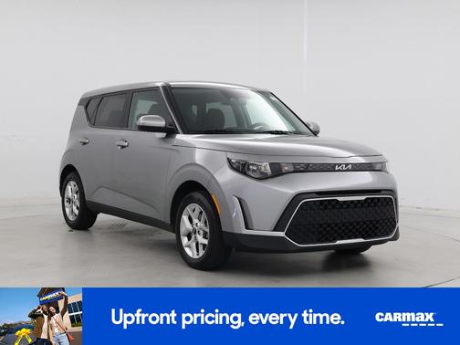 Silver 2025 Kia Soul LX