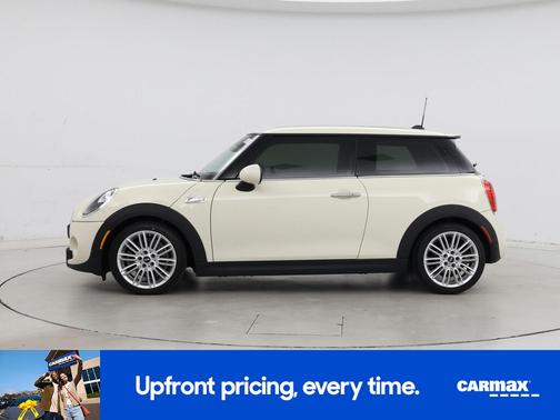 White 2019 MINI Hardtop S