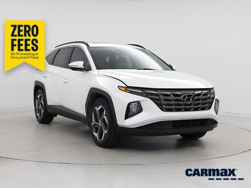 White 2022 Hyundai TUCSON SEL