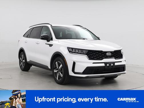 White 2021 Kia Sorento S