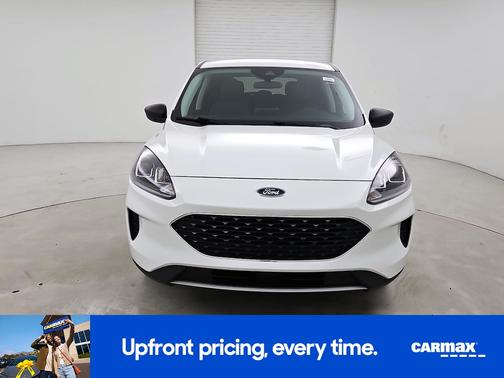 White 2022 Ford Escape SE
