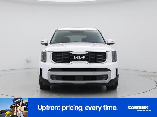 White 2023 Kia Telluride SX