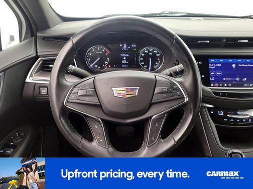 2022 Cadillac XT5 Luxury