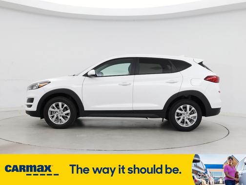 2021 Hyundai TUCSON SE