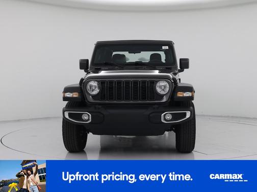 2024 Jeep Gladiator Sport