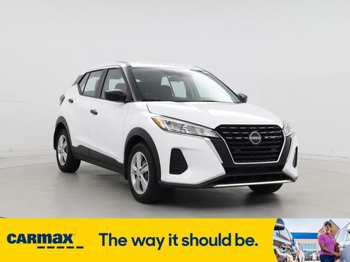 2022 Nissan Kicks S