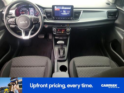 White 2022 Kia Rio S