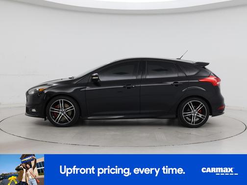 Black 2015 Ford Focus ST