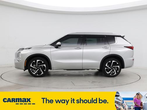 2023 Mitsubishi Outlander SEL