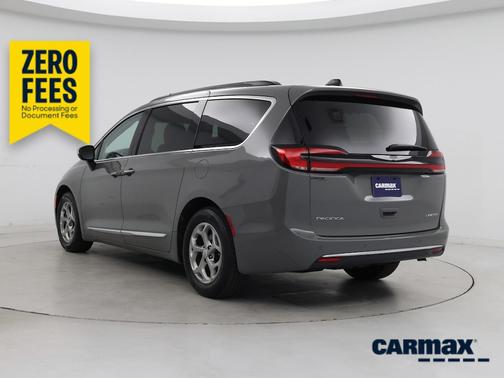 Gray 2023 Chrysler Pacifica Limited