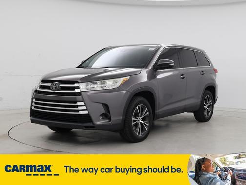 2019 Toyota Highlander LE