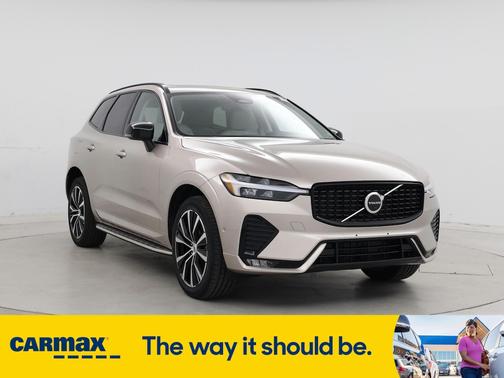 2025 Volvo XC60 B5 Ultra