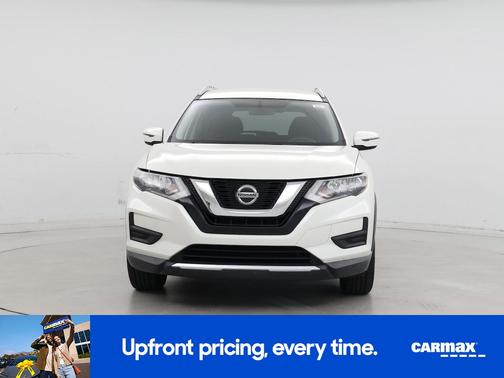 White 2018 Nissan Rogue SV