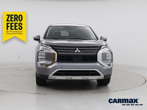 Silver 2022 Mitsubishi Outlander SE