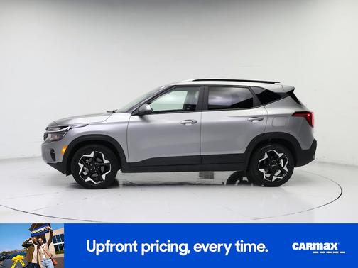 Gray 2025 Kia Seltos S