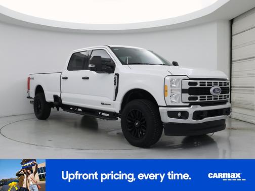 White 2023 Ford F-250 XLT