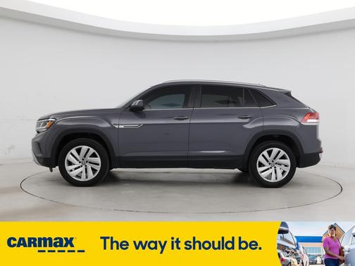 2022 Volkswagen Atlas Cross Sport SE w/Tech