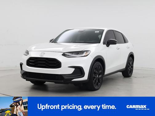 White 2023 Honda HR-V Sport