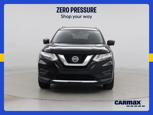 Black 2019 Nissan Rogue SV