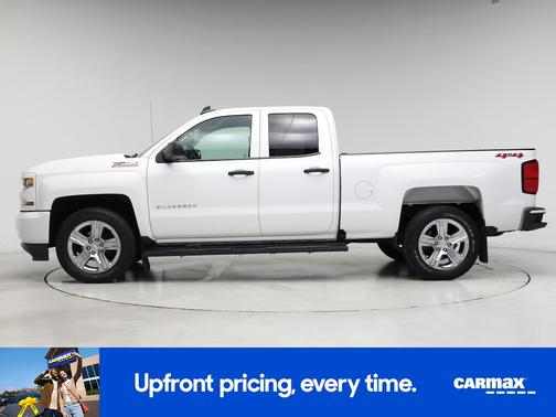 White 2019 Chevrolet Silverado 1500 LD Custom