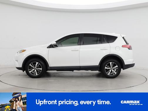 White 2018 Toyota RAV4 XLE