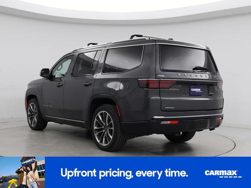 Gray 2022 Jeep Wagoneer Series III