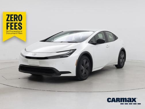 White 2024 Toyota Prius LE