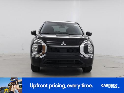 Black 2024 Mitsubishi Outlander ES