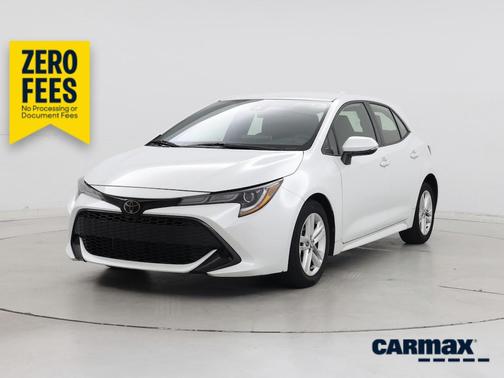 White 2021 Toyota Corolla Hatchback SE