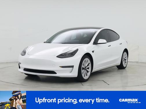 White 2022 Tesla Model 3