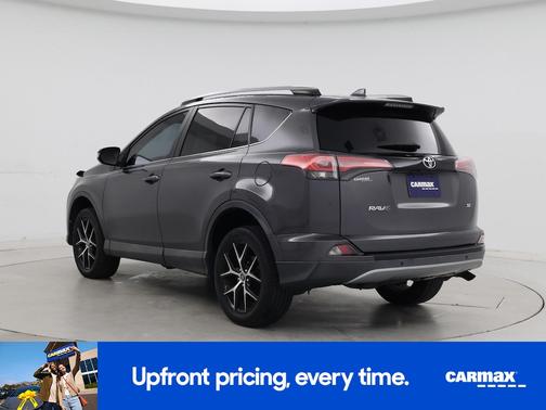 2017 Toyota RAV4 SE