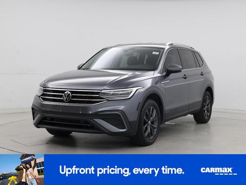 Gray 2023 Volkswagen Tiguan SE