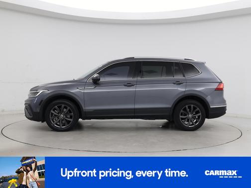 Gray 2023 Volkswagen Tiguan SE