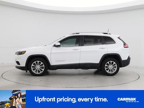 White 2019 Jeep Cherokee Latitude