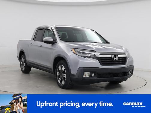 Silver 2019 Honda Ridgeline RTL