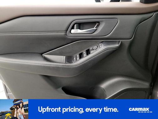 Gray 2023 Nissan Rogue SV